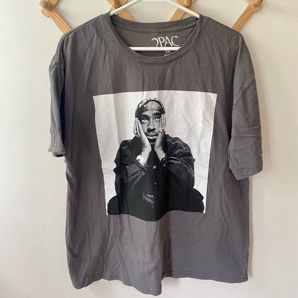2PAC Gray Graphic T-Shirt - Picture 2 of 3